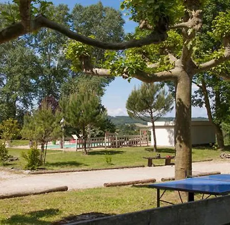 A L'oree Du Bois - D'hotes Bed & Breakfast 3*