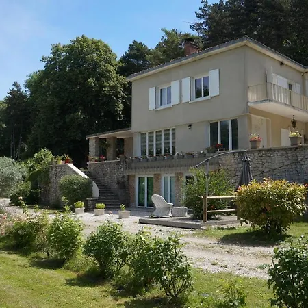 Bed & Breakfast A L'oree Du Bois - D'hotes Hostun